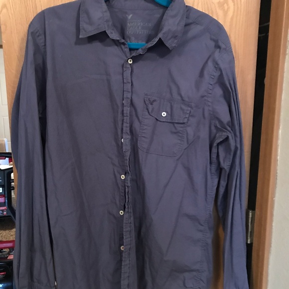 Men’s button ups - Picture 2 of 5